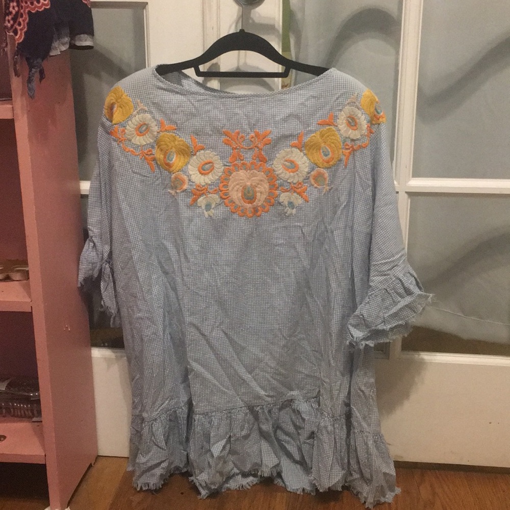 Embroidered zara dress💫
